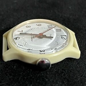 1986 Timex women's petite watch with removable cream fabric band